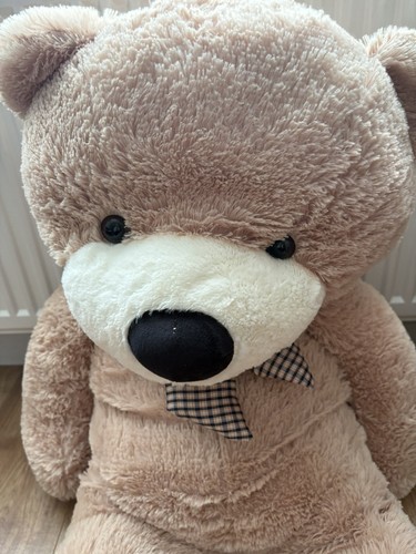 Giant teddy bear - 53”,